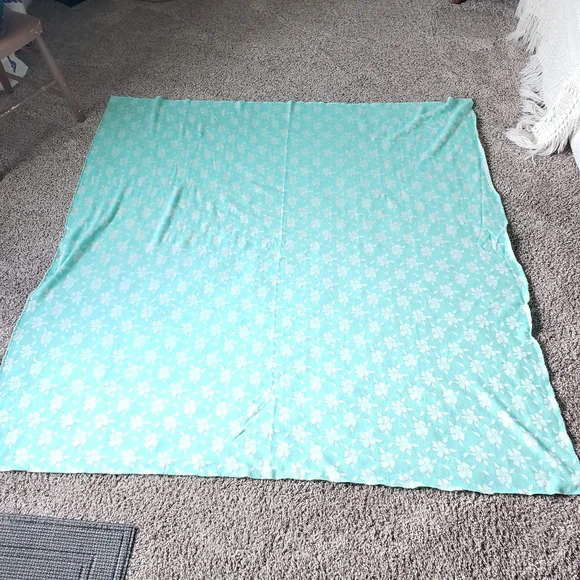 1960s 1970s Vintage 1 3/4Yards Mint Green Pearlized Cream Polyester Fabric #79 - Picture 6 of 9